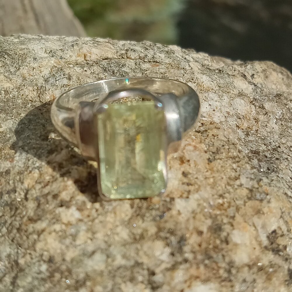 Gorgeous Green Aquamarine in 925